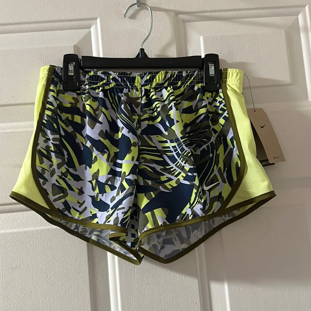Nike DRI-FIT Tempo Running Shorts: GREEN/PURPLE PRINT: NWT: SIZE M